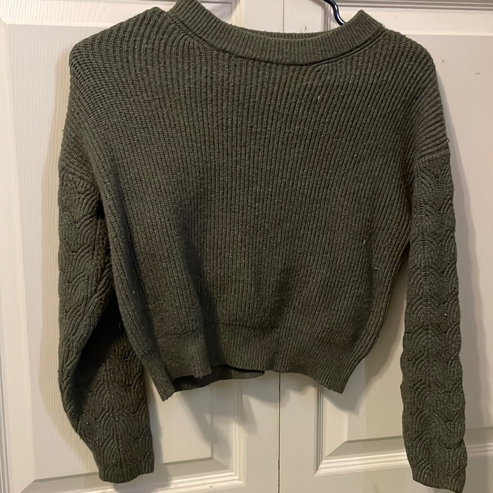 cropped green sweater!